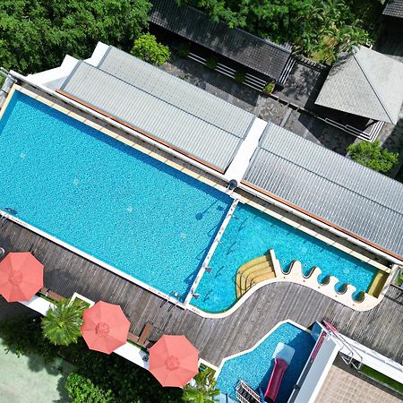 Four Points By Sheraton Yilan Jiaoxi Exteriör bild
