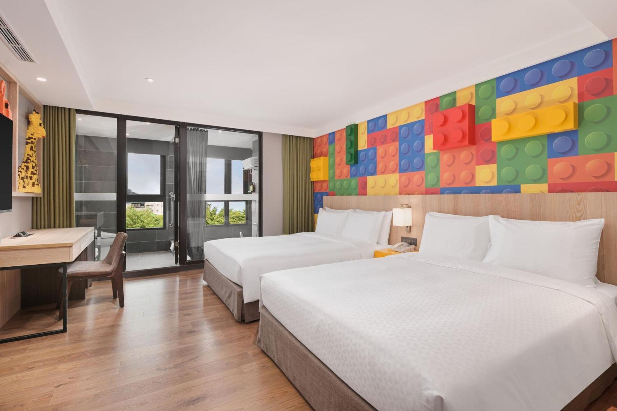 Four Points By Sheraton Yilan Jiaoxi Exteriör bild