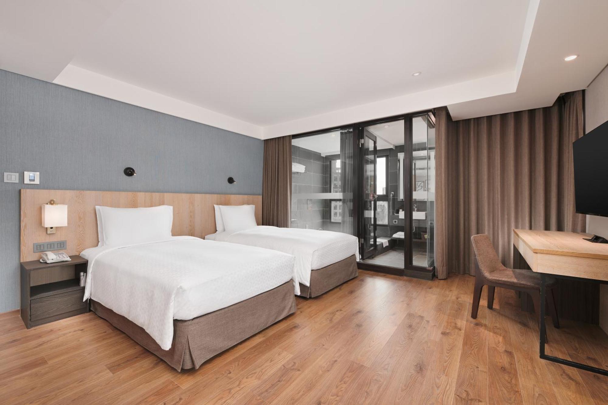Four Points By Sheraton Yilan Jiaoxi Exteriör bild