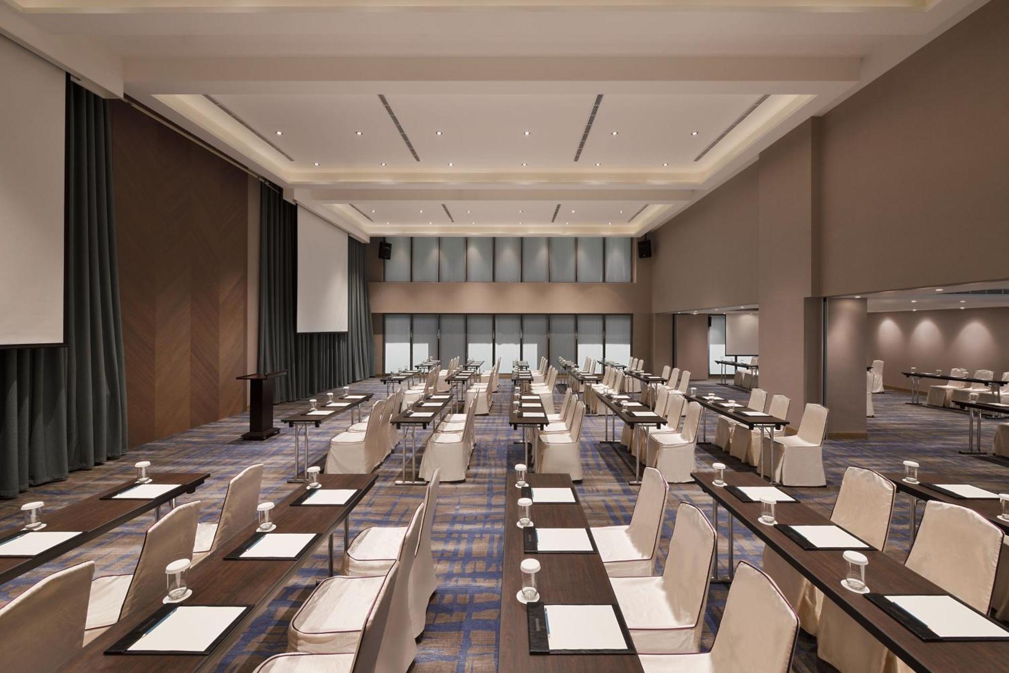 Four Points By Sheraton Yilan Jiaoxi Exteriör bild