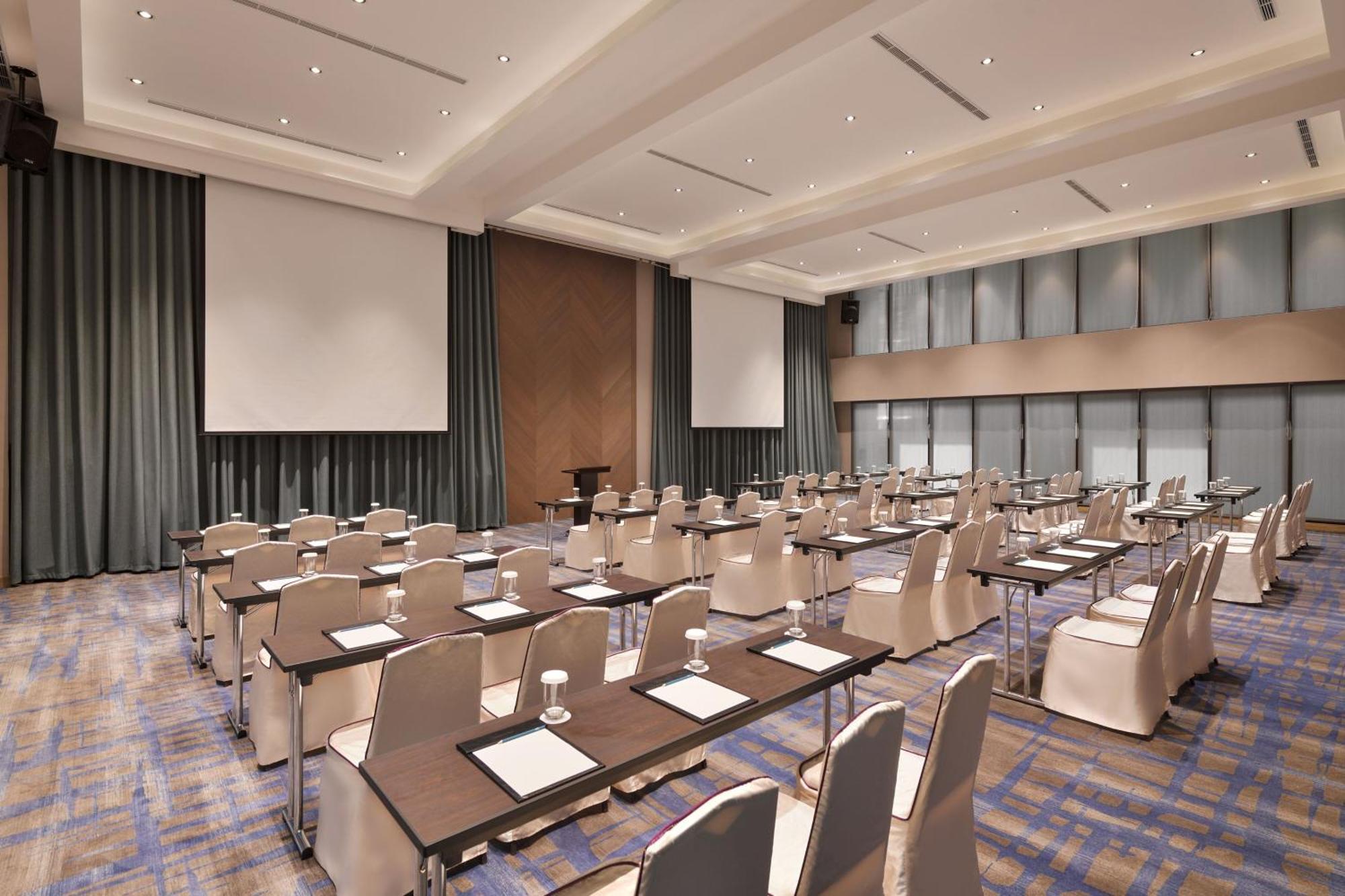 Four Points By Sheraton Yilan Jiaoxi Exteriör bild